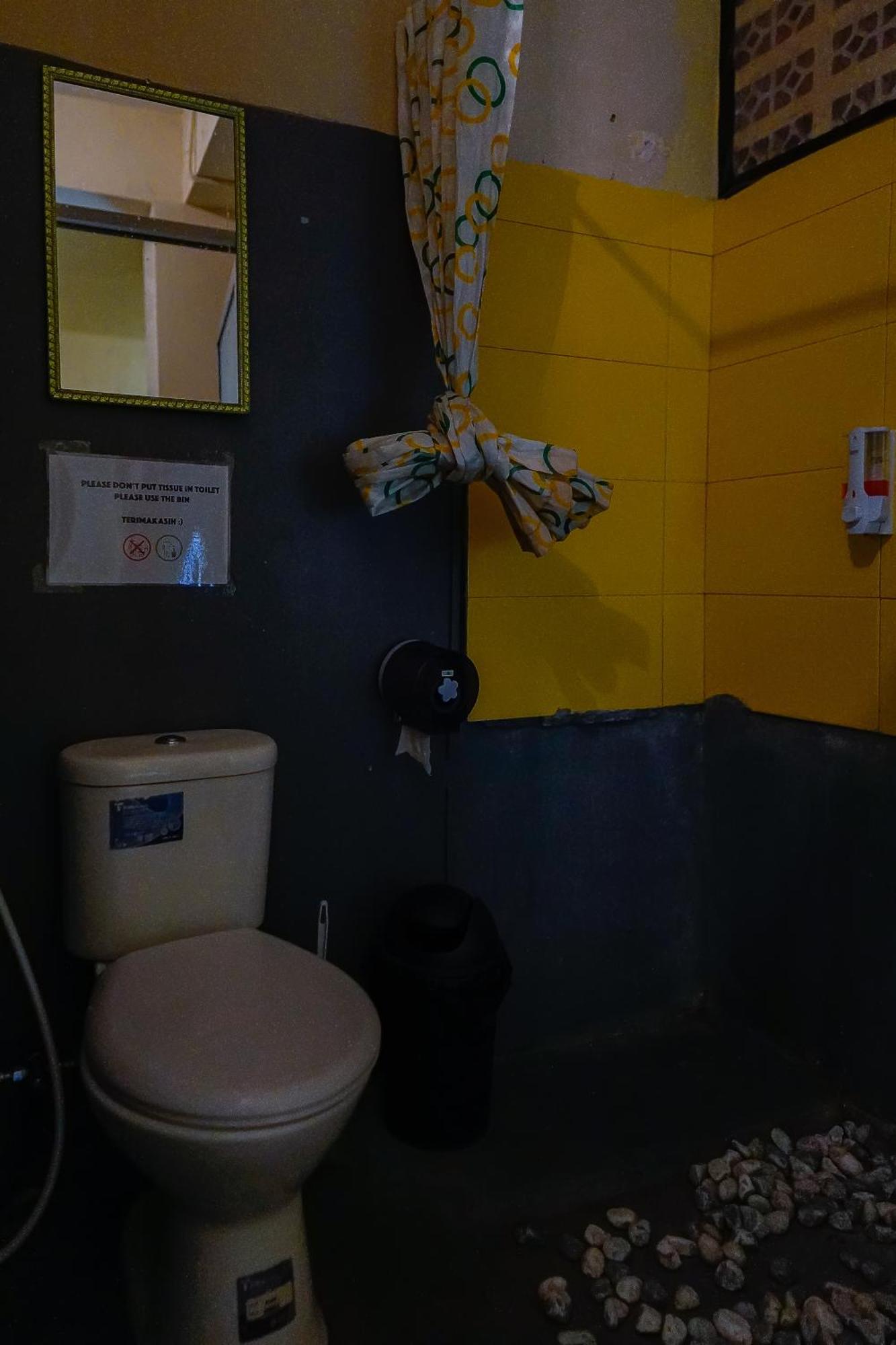 Kokos Hostel Padang City 客房 照片