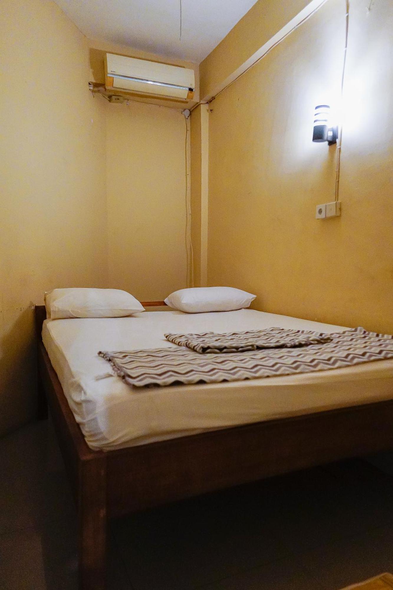 Kokos Hostel Padang City 外观 照片