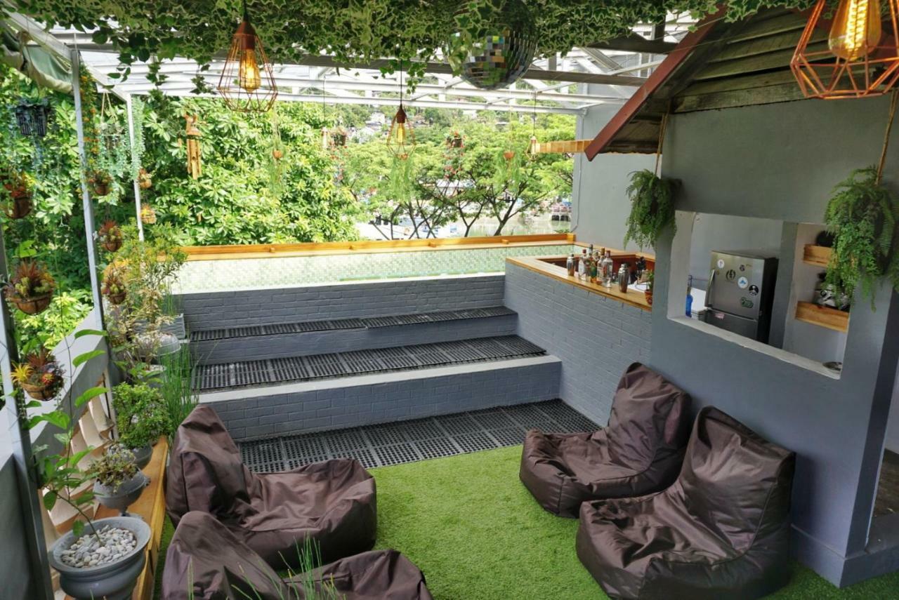 Kokos Hostel Padang City 外观 照片